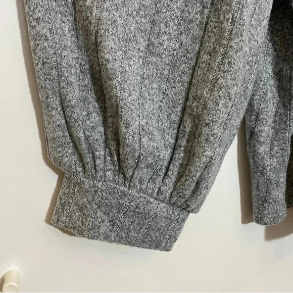 Maurices black  and gray long sleeve laced oversized crewneck blouse size 4X - Picture 6 of 11